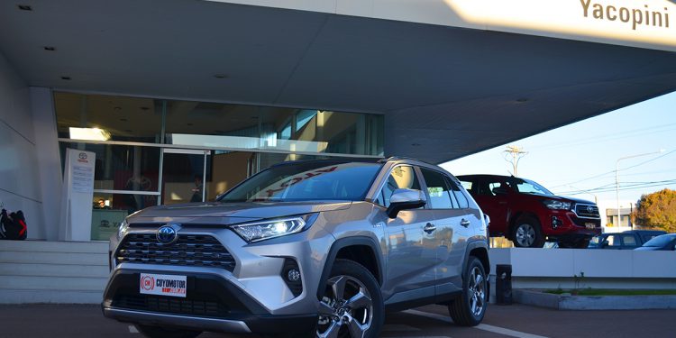 La nueva Toyota Rav4 híbrida ya se vende en Mendoza con beneficios