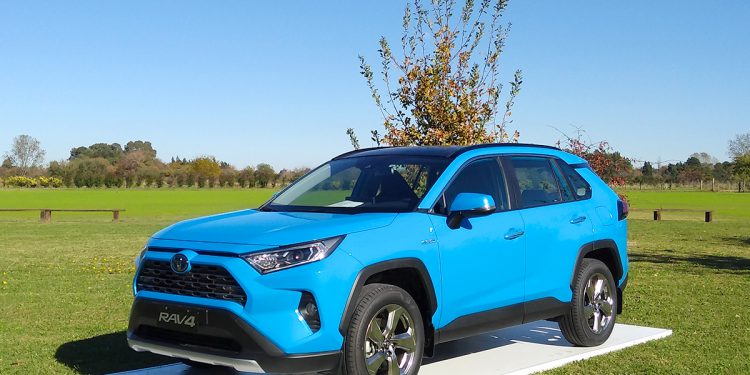 Toyota-Rav4-lanzamiento-1