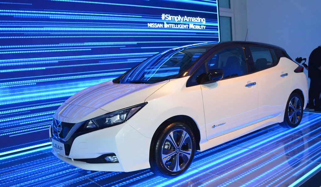 Nissan-Leaf-lanzamiento-10