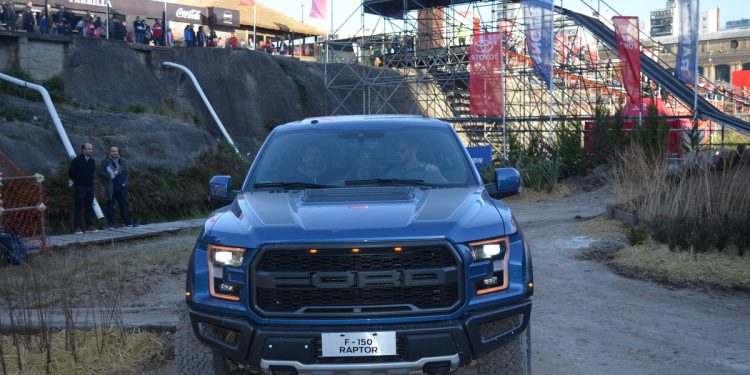 ford f150 raptor la rural