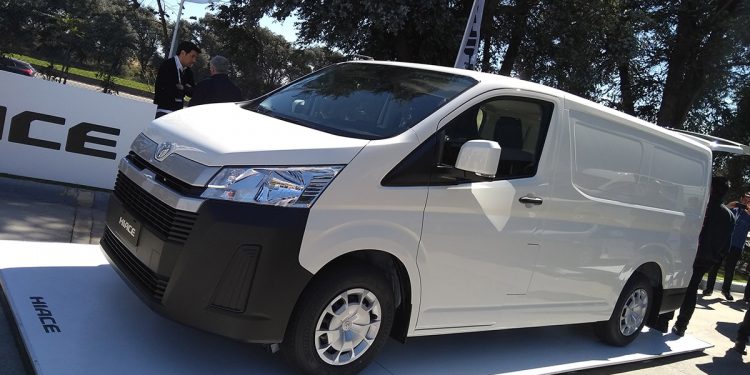 Toyota Hiace 2019