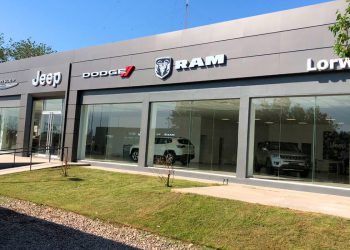 Lor-West-frente-Jeep