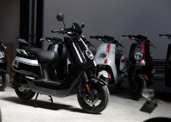 Los famosos scooters eléctricos Nuuv ya están en Argentina con este precio