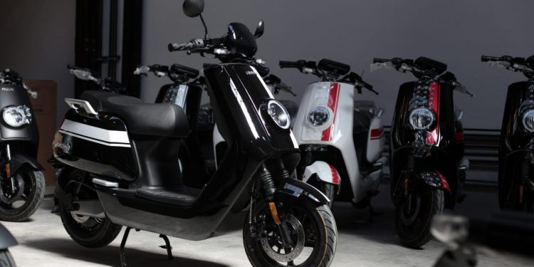 Los famosos scooters eléctricos Nuuv ya están en Argentina con este precio