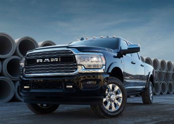 El verano 2020 traerá los nuevos Jeep Wrangler y Ram 2500