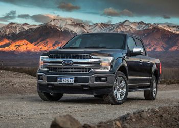 Ejército de pickups completo: Ford lanza la F-150 Lariat con este precio