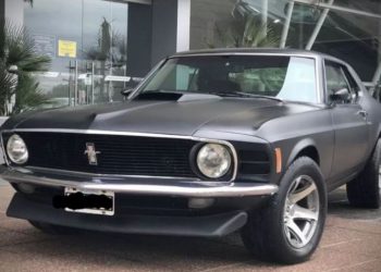 Se vende: un Ford Mustang 1970 que es una joya en Mendoza (mirá el precio)