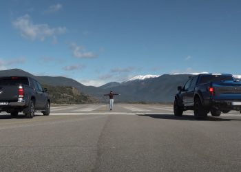 Inédito desafío entre una Ford F-150 Raptor y una Amarok V6: en Mendoza y en España