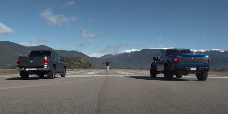 Inédito desafío entre una Ford F-150 Raptor y una Amarok V6: en Mendoza y en España