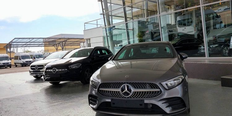 Mercedes lidera la venta de modelos premium en el país y Mendoza renueva su stock
