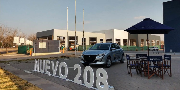 Del Peugeot 205 al nuevo 208: imperdible evolución de la serie 200 (para coleccionar)