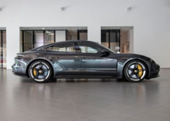 El Porsche Taycan 100% eléctrico ya está en Argentina (qué precio!)