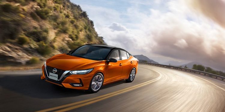 Se lanzó el nuevo y deportivo Nissan Sentra con este precio y versiones