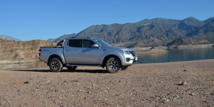 Mirá el video full del test drive a la Renault Alaskan en Mendoza