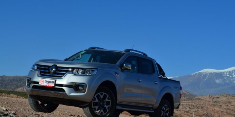 Mirá el video full del test drive a la Renault Alaskan en Mendoza