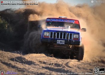 Dos mendocinos en un Jeep Cherokee Sport 4 litros directos al SARR 2021
