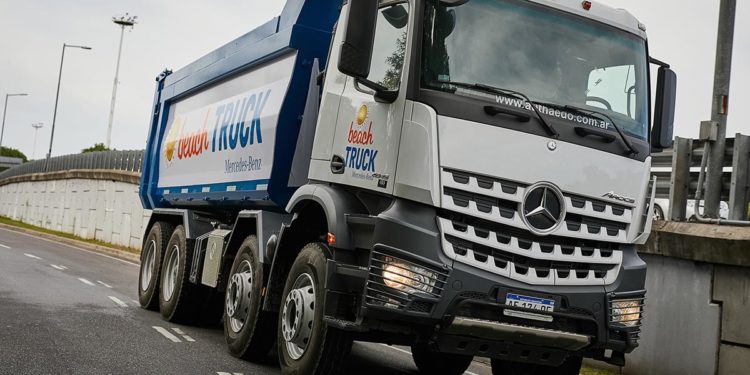 Beach Truck Mercedes Arocs 4845
