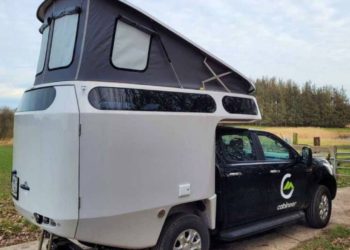 Lanzan una casilla rodante especial para la caja de camionetas: este es el Cabineer