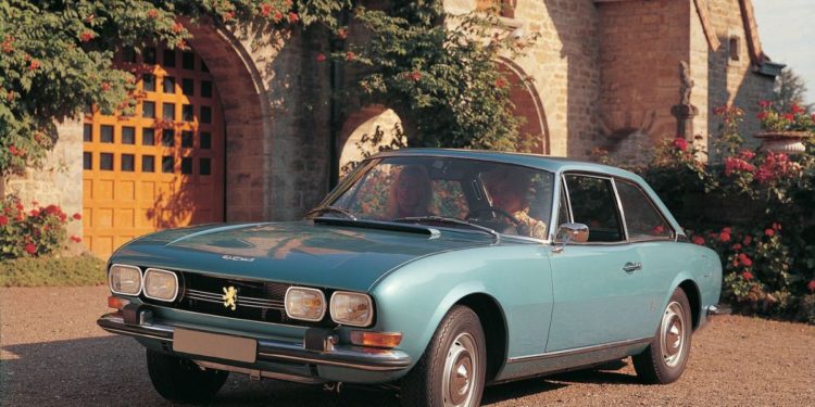Una nave: Peugeot 504 versión Coupé (De colección)