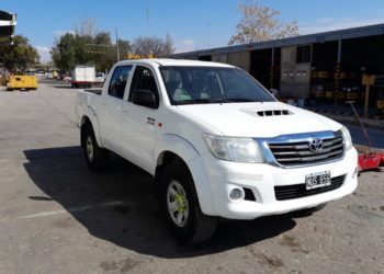 Oportunidad: rematan una docena de camionetas Toyota Hilux en agosto
