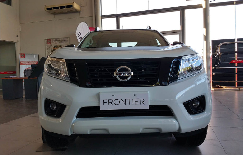 Nissan Frontier X Gear + Mendoza