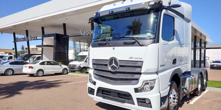 Yacopini MB Camiones Actros 2548