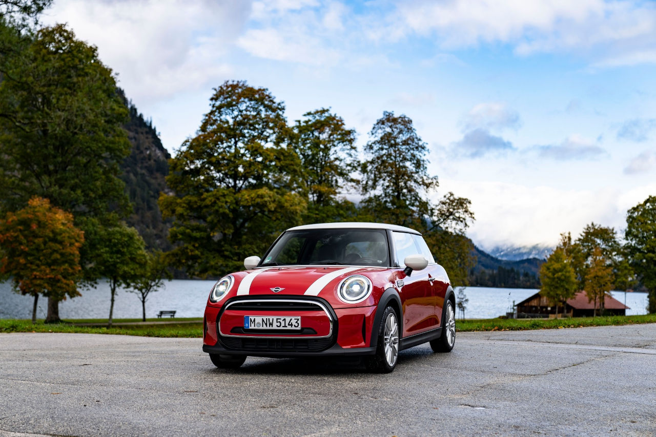 Mini Cooper: 60 años de un icono de elegancia y poder