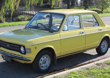 Sale a subasta el Fiat 128 Europa de Diego Maradona, su primer auto