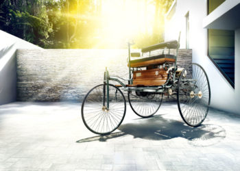 Mercedes-Benz 136 años del primer automóvil