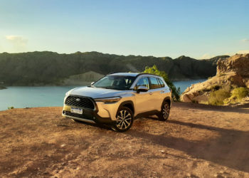 Toyota Corolla Cross 2022 gris