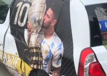 Este es el Renault Clio con el sello de Rodrigo De Paul