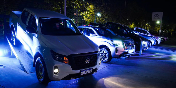 NIssan Frontier 2022 Yacopini