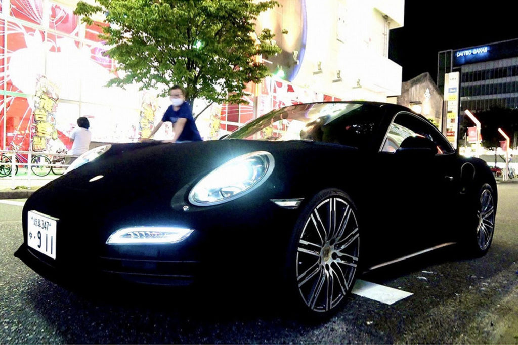 más oscuro del mundo Porsche 911 Musou Black