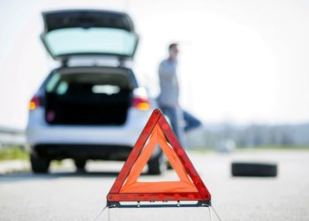 Cuánto cuesta hoy el kit reglamentario para autos