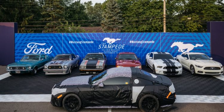 Ford Mustang 2024