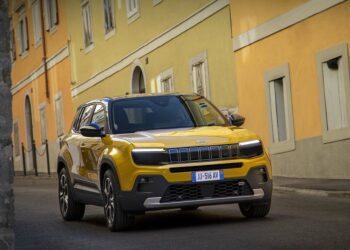 Jeep Avenger: así es el mini Renegade que sorprendió en el Salón de París