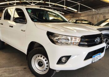 Subasta de vehículos: desde una Toyota Hilux a un Renault Fuego para aprovechar en octubre