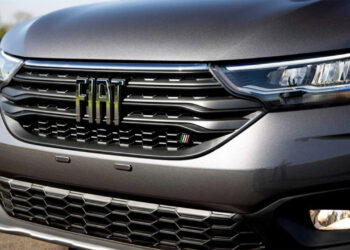 Pickup Fiat: la marca italiana no se queda atrás y prueba su camioneta