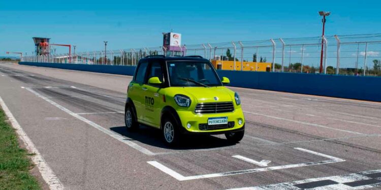 Fabricado en San Luis, el Tito sigue siendo uno de los autos más baratos del país
