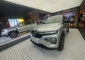 Renault Kwid e-Tech llega a la Argentina junto a Megane y Kangoo