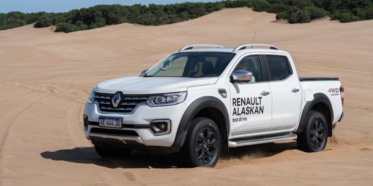 Renault lanza beneficios y financiación para sus vehículos en febrero
