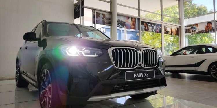 BMW X3 xDrive30e: conocimos el primer híbrido enchufable de la marca