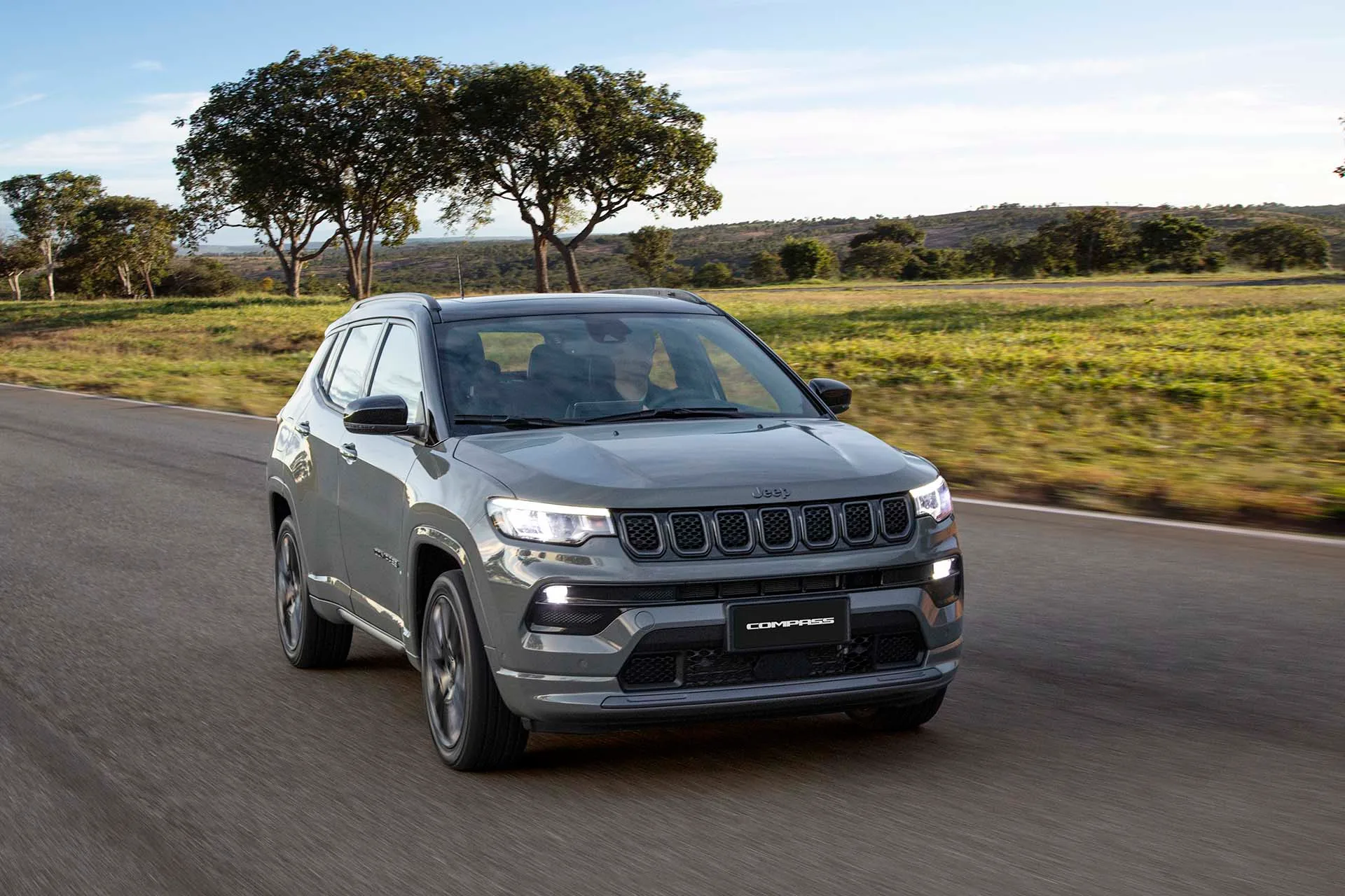 Jeep prueba en Brasil la versión bio-híbrida del Compass