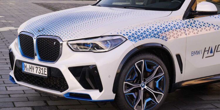 BMW iX5 Hydrogen: la marca alemana prueba su vehículo de hidrógeno
