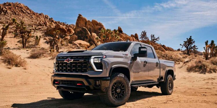 Chevrolet-Silverado-HD-ZR2-gris