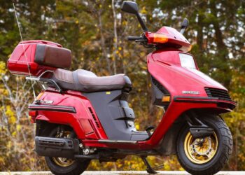 La moto de Maradona que está a la venta por una impresionante suma en dólares