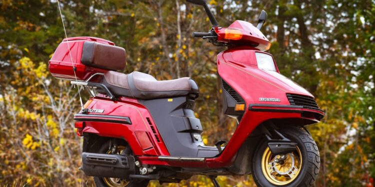 La moto de Maradona que está a la venta por una impresionante suma en dólares