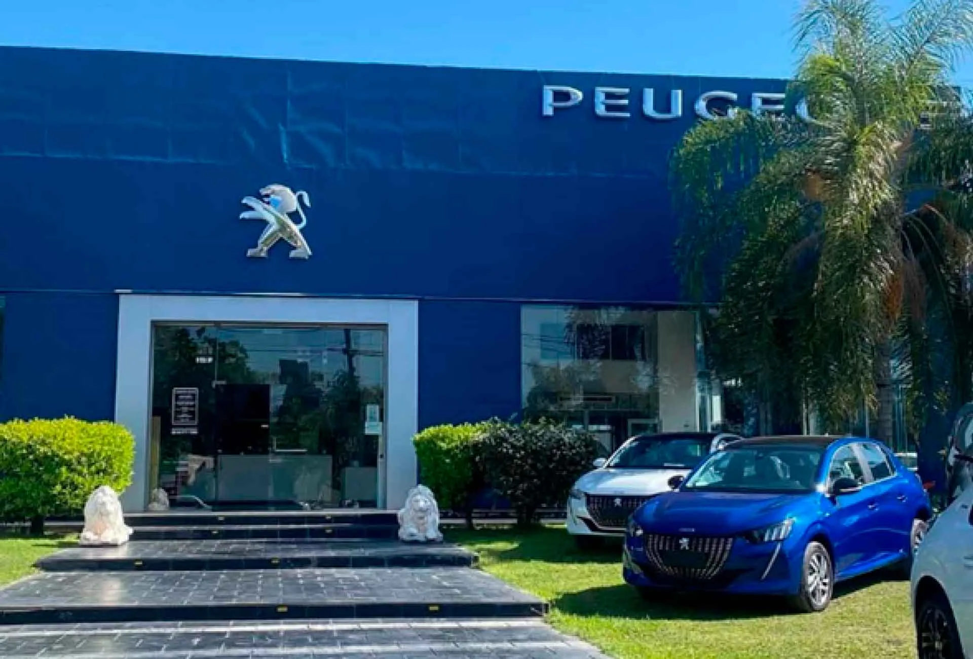 Grupo Lorenzo adquiere un nuevo concesionario Peugeot en San Juan