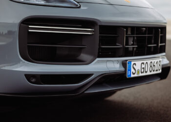 El nuevo Porsche Cayenne deja ver su lujoso interior