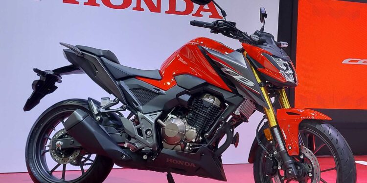 Honda-CB300F-Twister-Salon-Moto-001
